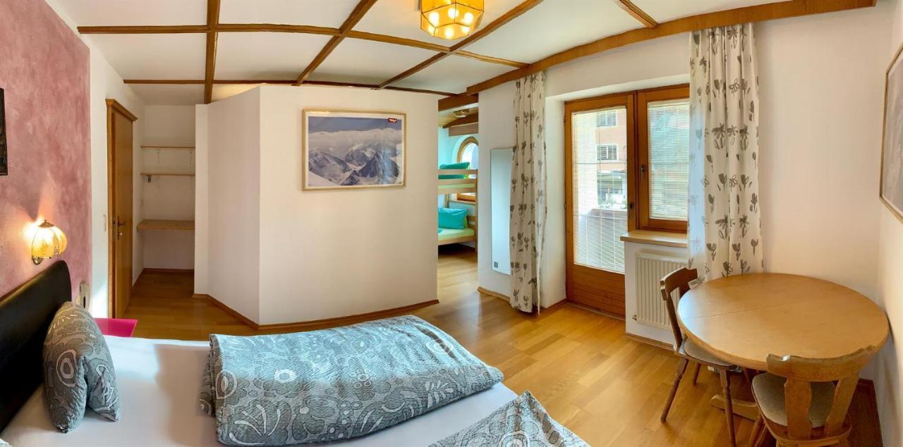 Chalet Neuhaus Ried im Zillertal Luaran gambar